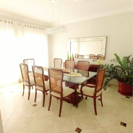 Casa à venda com 3 suítes no condomínio Residencial Parque Arco-íris, Atibaia - SP