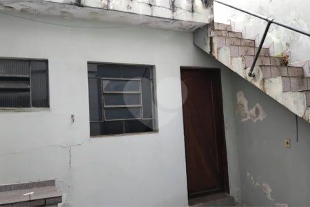 Sobrado à venda com 3 quartos em Jardim Odete, São Paulo, SP