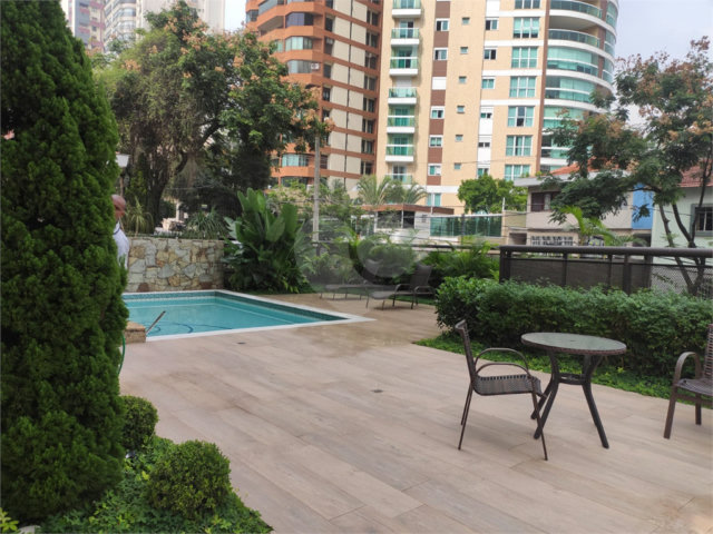 Apartamento à venda com 4 quartos, sendo 2 suítes,  em Santana, São Paulo, SP