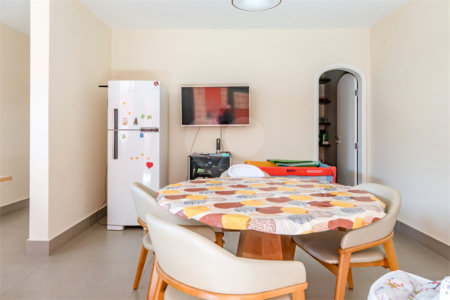 Casa à venda com 4 suítes no condomínio Residencial Chácara Monte Alegre, São Paulo - SP