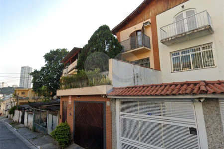 Sobrado à venda com 3 quartos, sendo 1 suíte, em Chora Menino, São Paulo, SP