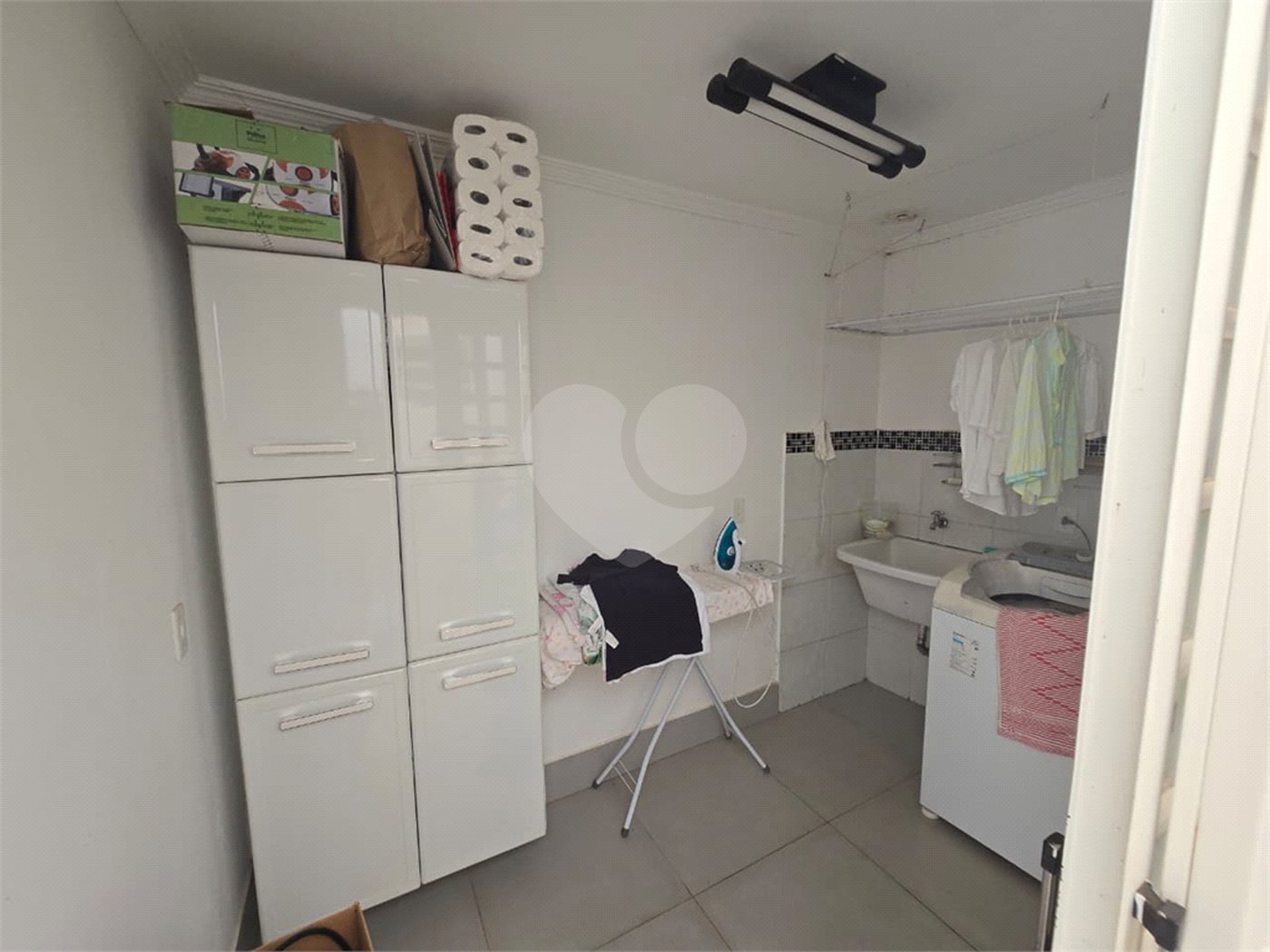 Casa à venda com 4 quartos, sendo 2 suítes,  em Vila Nastri, Itapetininga, SP