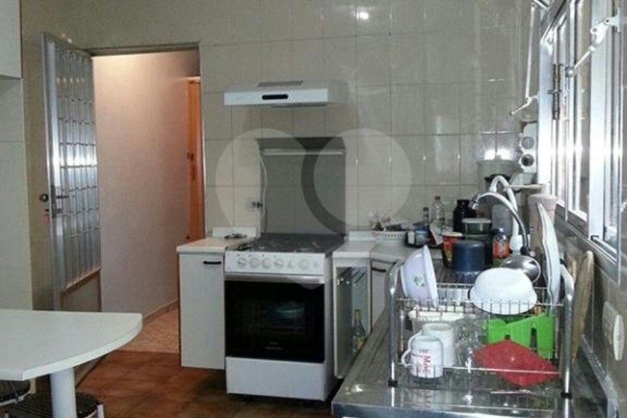 Sobrado à venda com 3 quartos, sendo 1 suíte, em Vila Nova Cachoeirinha, São Paulo, SP