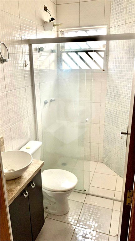 Casa à venda com 3 quartos, sendo 1 suíte, em Vila Figueira, Suzano, SP
