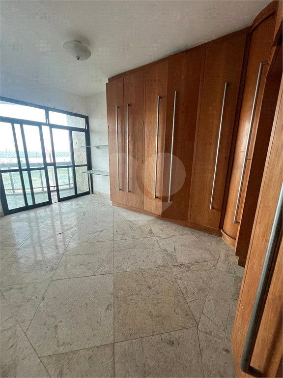 Apartamento à venda com 4 quartos, sendo 2 suítes, em Vila Nova, Cabo Frio, RJ