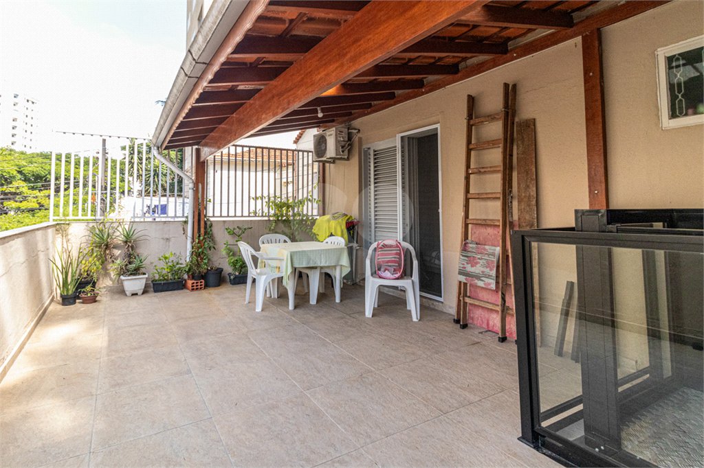 Casa Térrea à venda com 9 quartos, sendo 3 suítes, em Vila Romana, São Paulo, SP