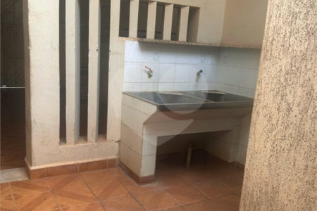 Casa Térrea à venda com 3 quartos no Centro, Três Lagoas, MS