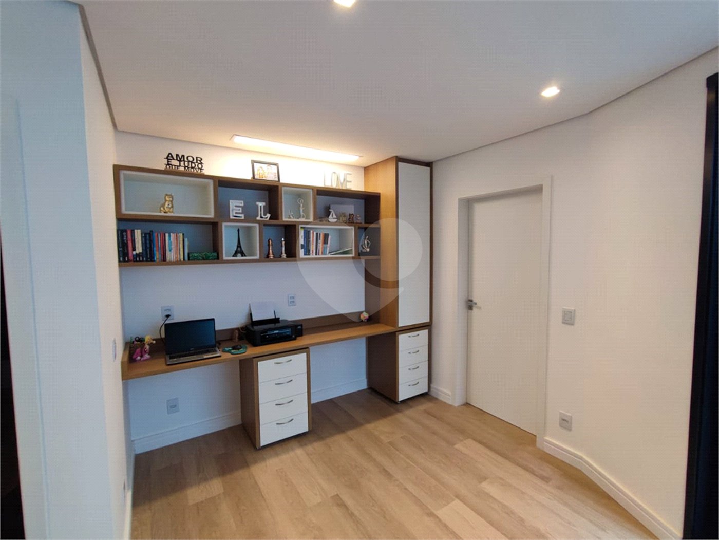 Terreno à venda com 4 suítes no condomínio Residencial Veneza, Mogi das Cruzes - SP