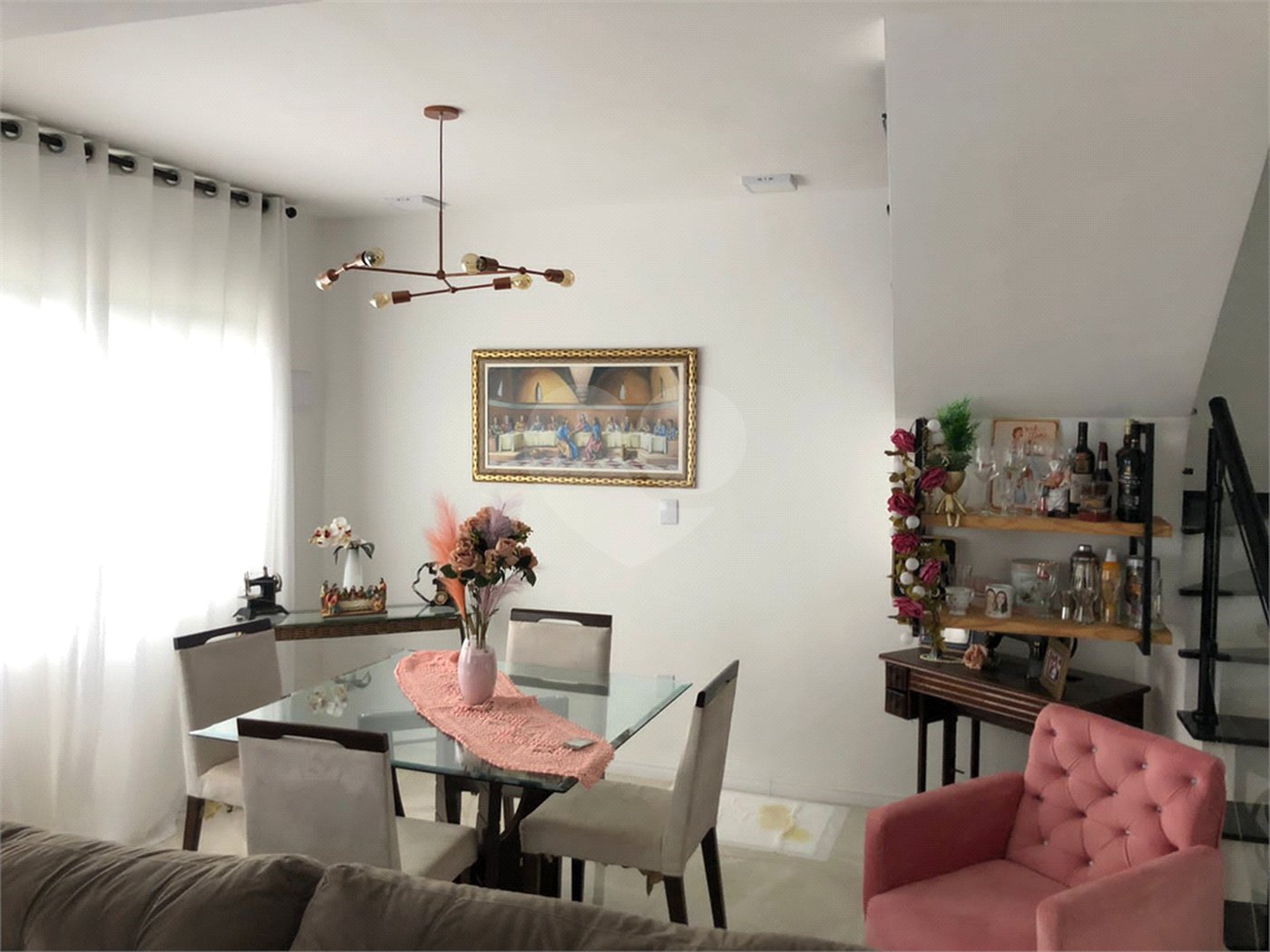 Sobrado à venda com 3 suítes em Conjunto Habitacional Ana Paula, Mogi das Cruzes, SP