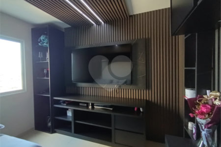 Apartamento à venda com 3 quartos, sendo 1 suíte, em Vila Leonor, Guarulhos, SP