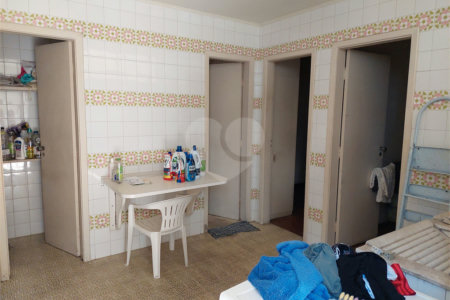 Casa à venda com 3 suítes em Jardim Leonor, São Paulo, SP