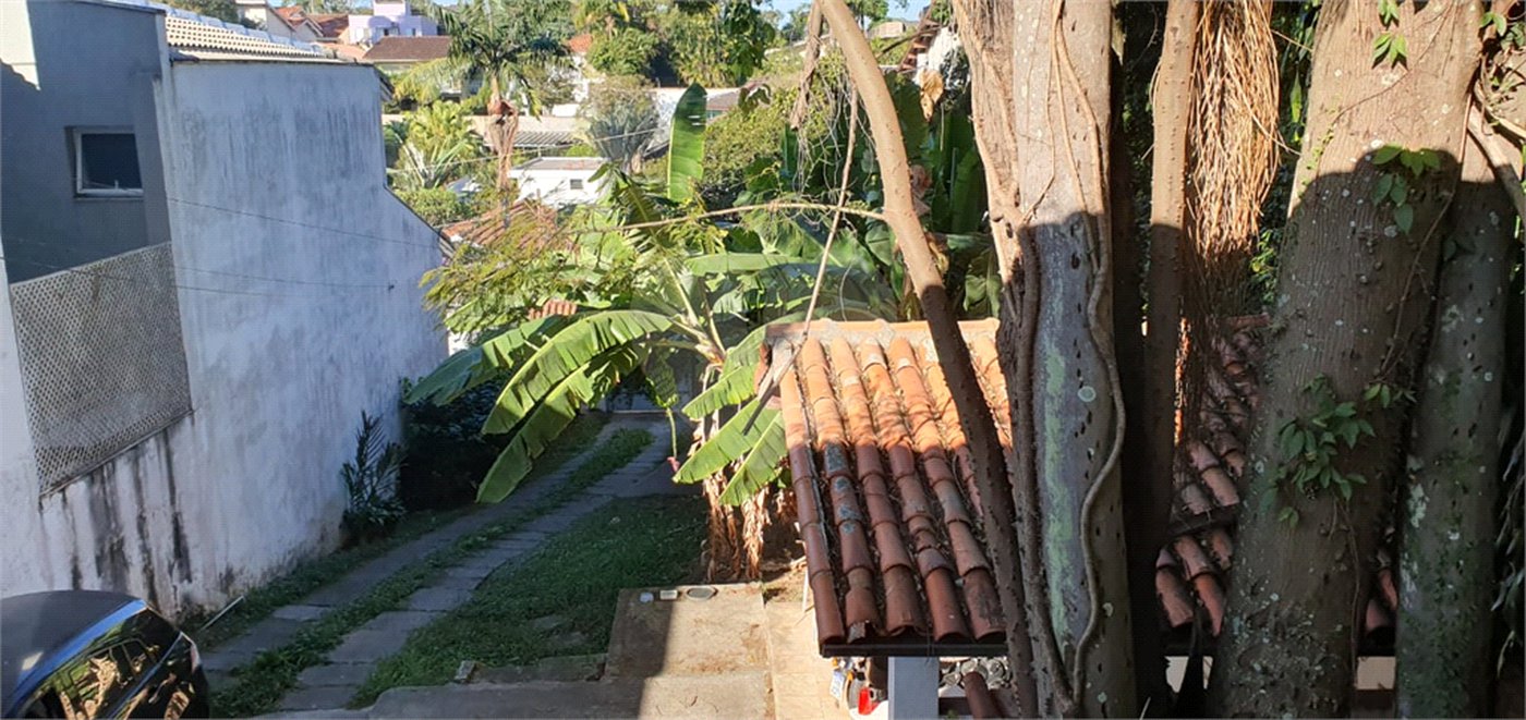 Casa Térrea à venda com 4 quartos, sendo 1 suíte, em Vila Albertina, São Paulo, SP