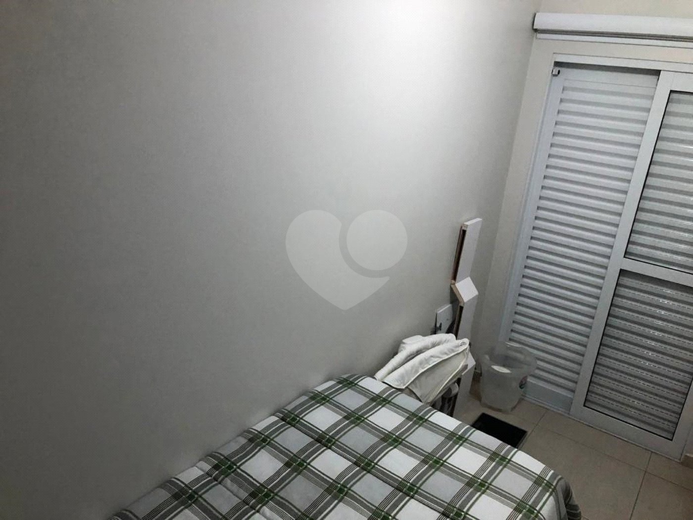 Casa à venda com 3 quartos, sendo 1 suíte, no condomínio Dolce Villa Anália Franco, São Paulo - SP