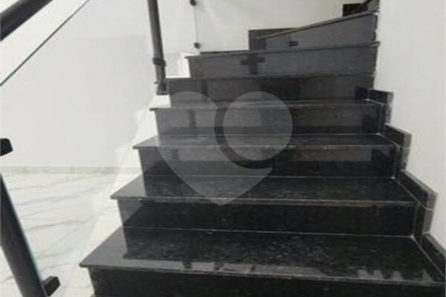 Casa à venda com 1 quarto, sendo 2 suítes, no condomínio Residencial Oliveira, São Paulo - SP