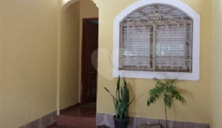Sobrado à venda com 2 quartos em Jardim Maria Virginia, São Paulo, SP