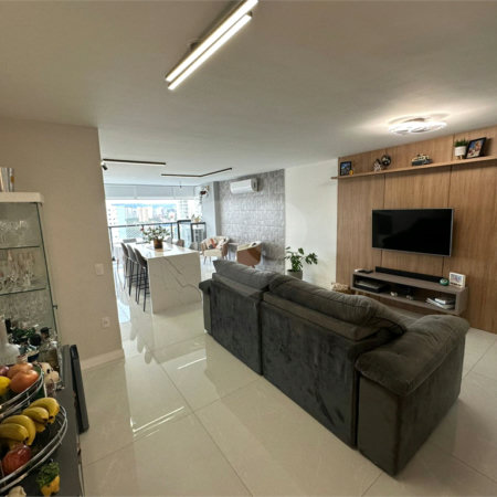 Apartamento à venda com 3 suítes em Vila Romana, São Paulo, SP