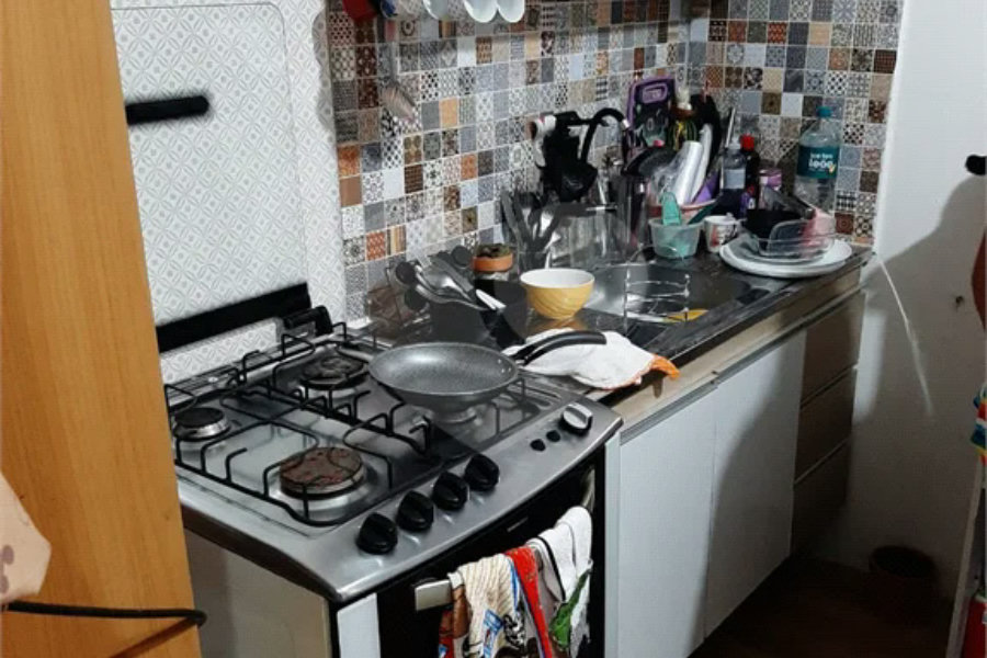 Sobrado à venda com 4 quartos em Horto, São Paulo, SP