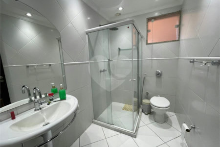 Casa à venda com 4 quartos, sendo 1 suíte, em Campo Grande, Rio de Janeiro, RJ