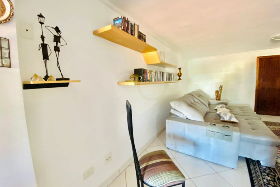 Sobrado à venda com 3 quartos, sendo 1 suíte, em Tremembé, São Paulo, SP