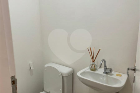 Apartamento à venda com 4 quartos, sendo 2 suítes, em Paraíso do Morumbi, São Paulo, SP