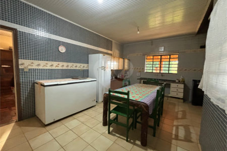 Sítio à venda com 3 quartos, sendo 1 suíte,  em Canta Galo, Itapetininga, SP