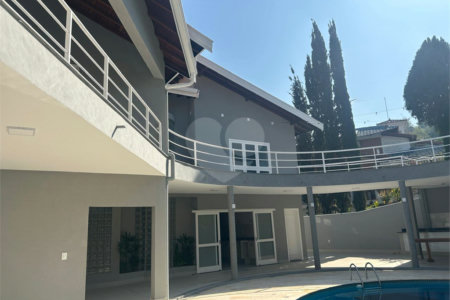 Casa à venda com 4 suítes no condomínio Jardim Paulista I, Vinhedo - SP