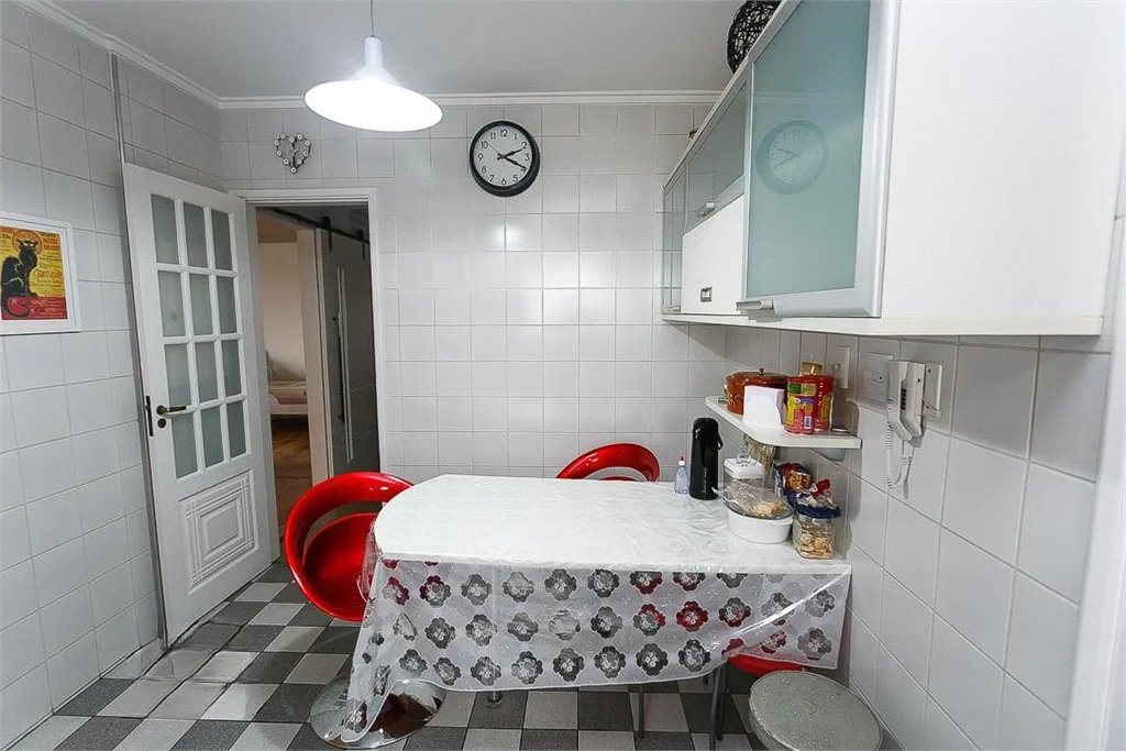 Apartamento à venda com 3 quartos, sendo 1 suíte, em Paraíso do Morumbi, São Paulo, SP