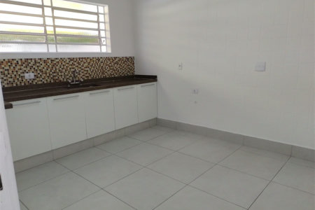Casa à venda com 3 quartos, sendo 1 suíte, em Vila Cordeiro, São Paulo, SP