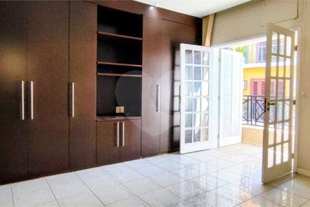 Casa de Vila à venda com 3 quartos, sendo 2 suítes, no condomínio Conjunto Archer José Higino, Rio de Janeiro - RJ