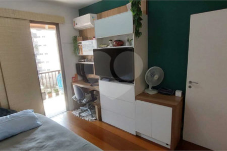 Apartamento à venda com 4 quartos, sendo 1 suíte,  em Tijuca, Rio de Janeiro, RJ