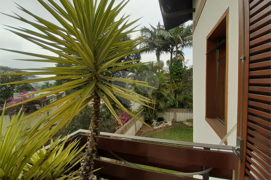 Casa à venda com 4 quartos, sendo 2 suítes,  em Jardim Floresta, São Paulo, SP