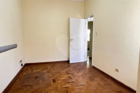 Casa à venda com 3 quartos, sendo 1 suíte, em Brooklin, São Paulo, SP
