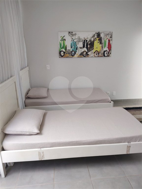 Casa à venda com 4 quartos, sendo 3 suítes, no condomínio Estância Marambaia, Vinhedo - SP