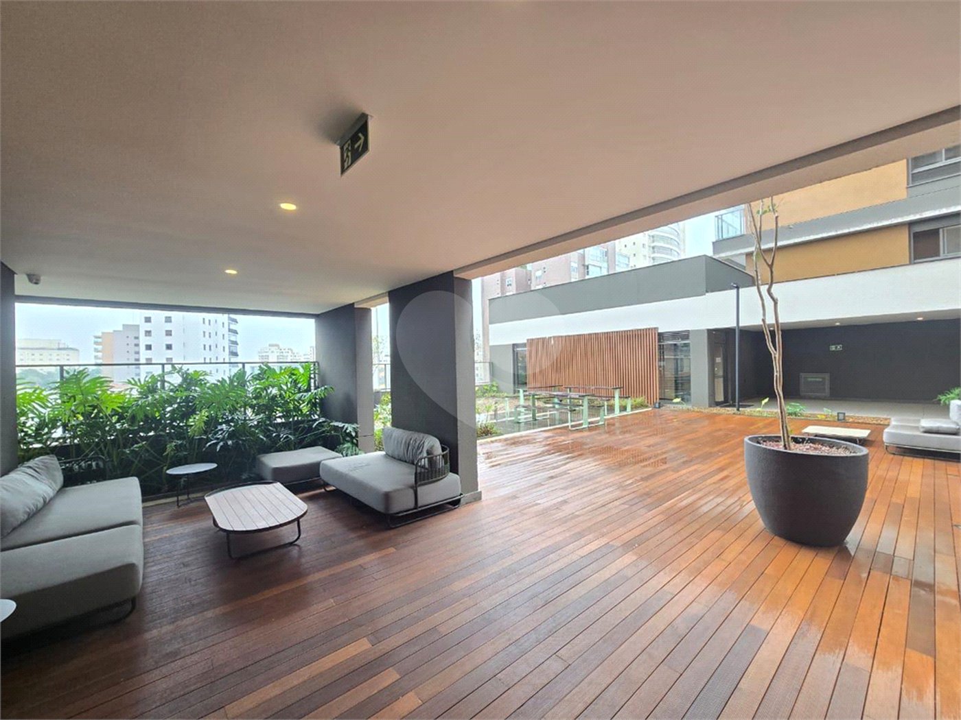 Cobertura à venda com 4 suítes em Vila Romana, São Paulo, SP
