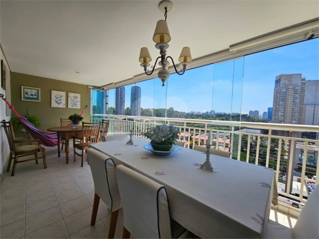 Apartamento à venda com 3 suítes em Chácara Santo Antônio (zona Sul), São Paulo, SP