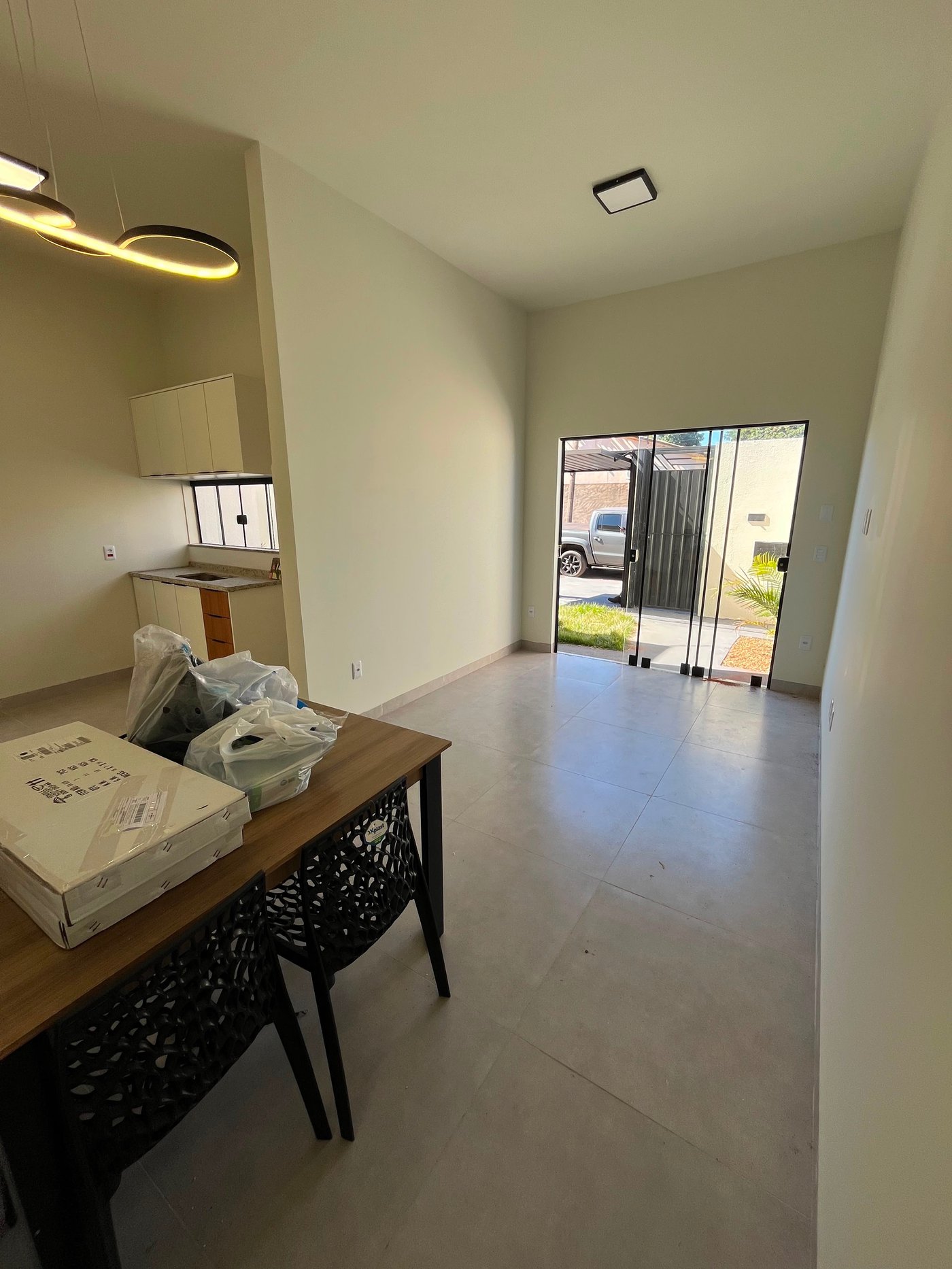 Casa à venda com 2 quartos, sendo 1 suíte,  em Vila Nova, Três Lagoas, MS