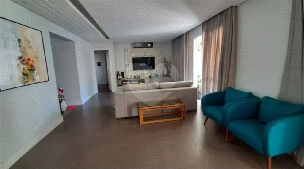 Apartamento à venda com 3 suítes em Parque Residencial Aquarius, São José dos Campos, SP
