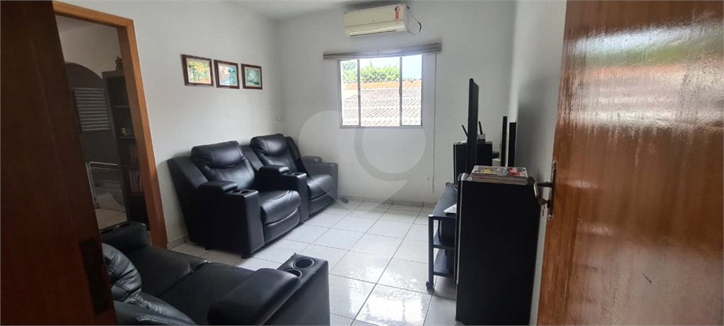 Sobrado à venda com 5 quartos em Vila Germinal, São Paulo, SP