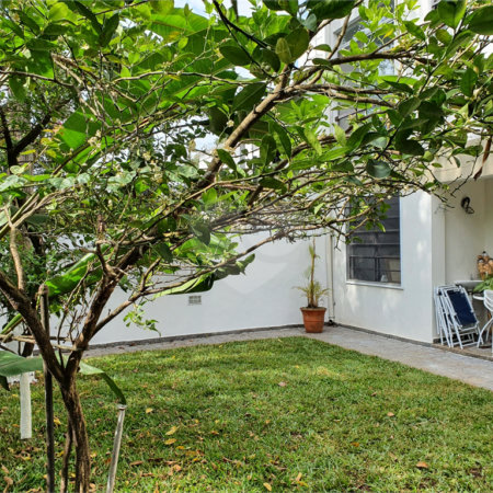 Sobrado à venda com 4 quartos, sendo 2 suítes, em Alto da Boa Vista, São Paulo, SP