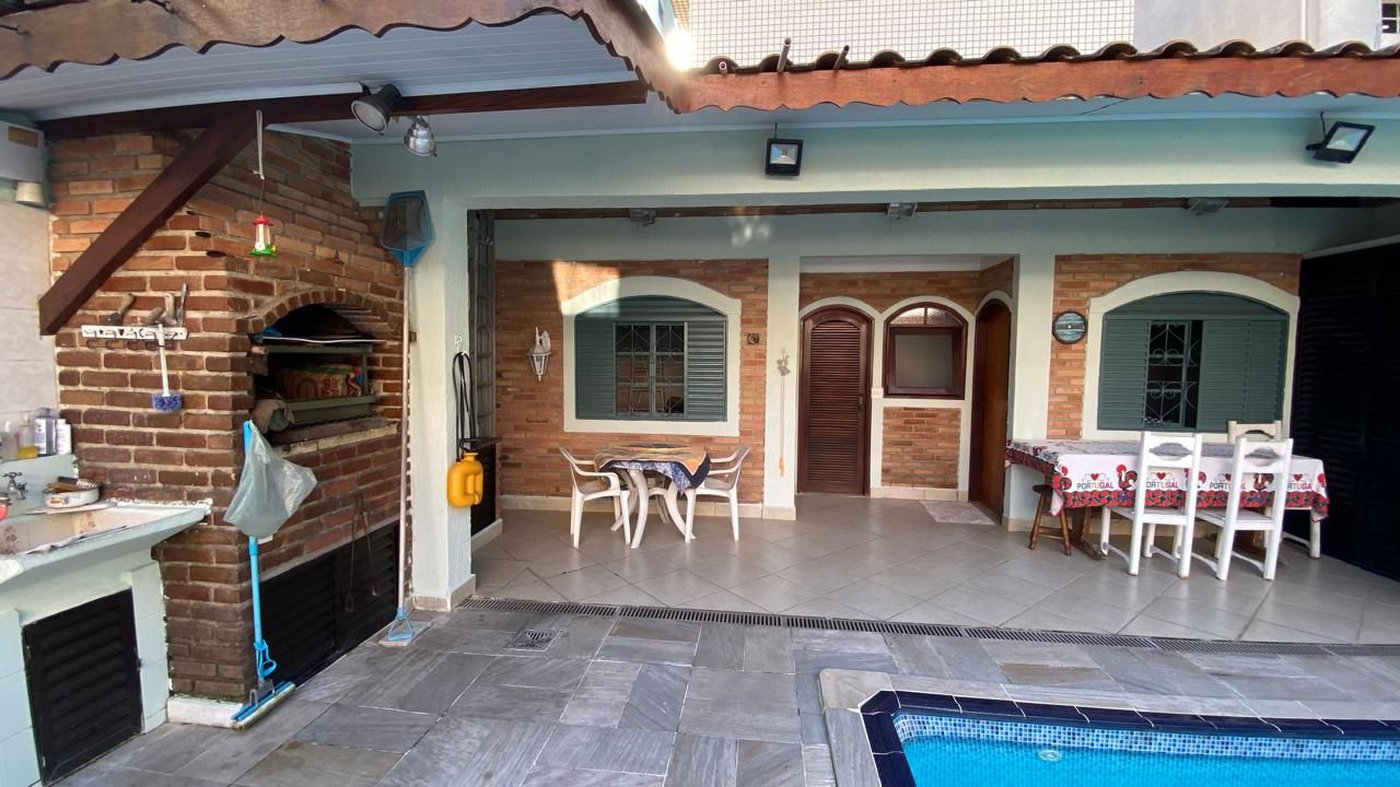 Casa com 4 dormitórios à venda, 380 m² por R$ 2.400.000,00 - Embaré - Santos/SP