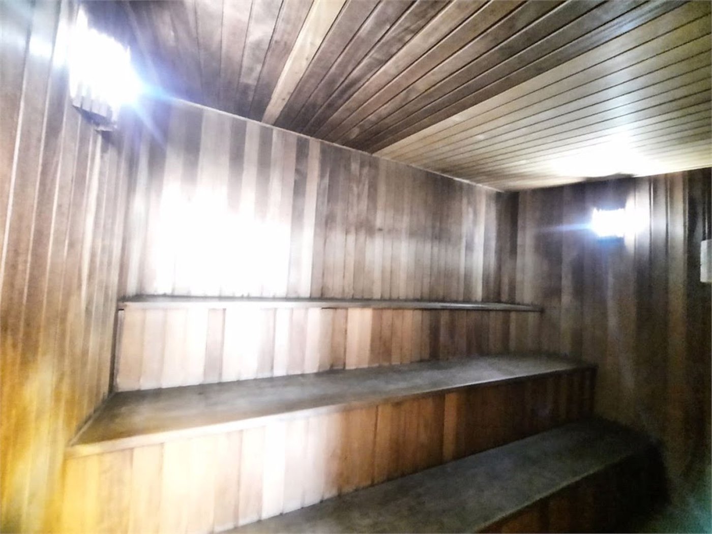 Apartamento Residencial à venda, Pitangueiras, Guarujá - AP0136.