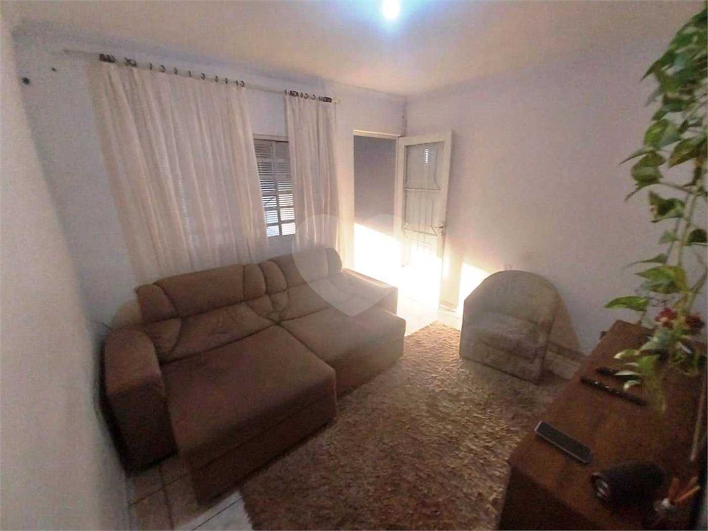 Casa à venda com 4 quartos, sendo 1 suíte, em Capela, Vinhedo, SP