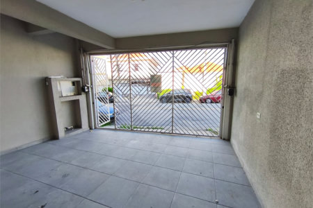 Sobrado à venda com 3 quartos, sendo 1 suíte, em Vila Nivi, São Paulo, SP