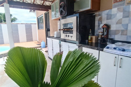 Casa à venda com 3 quartos, sendo 1 suíte, em Caminho de Búzios, Cabo Frio, RJ