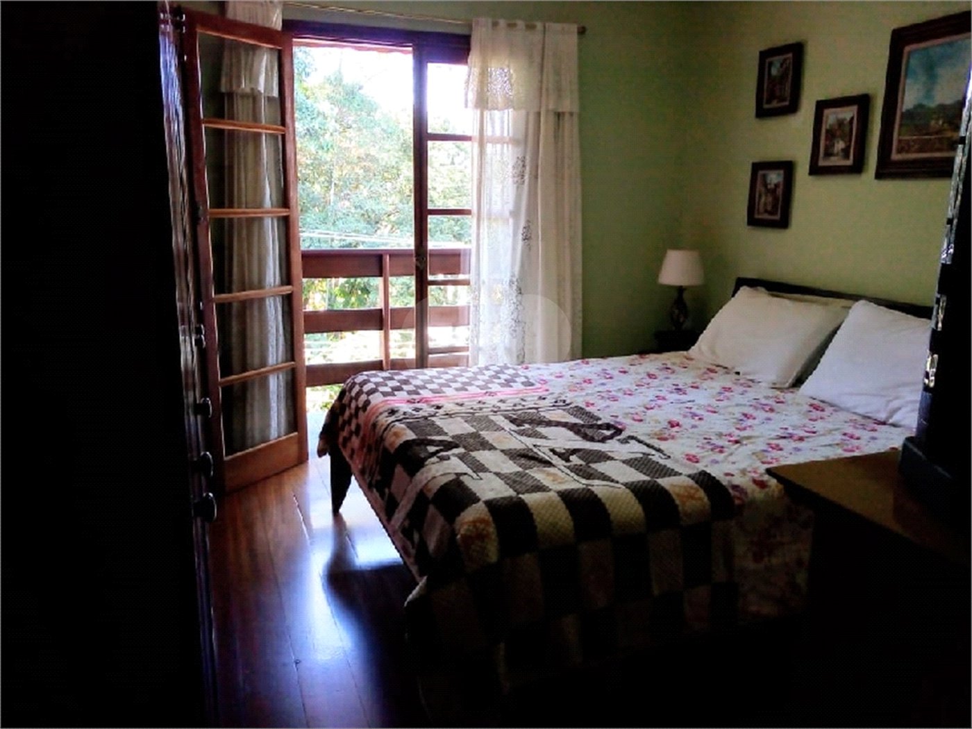 Casa à venda com 3 suítes em Horto Florestal, São Paulo, SP