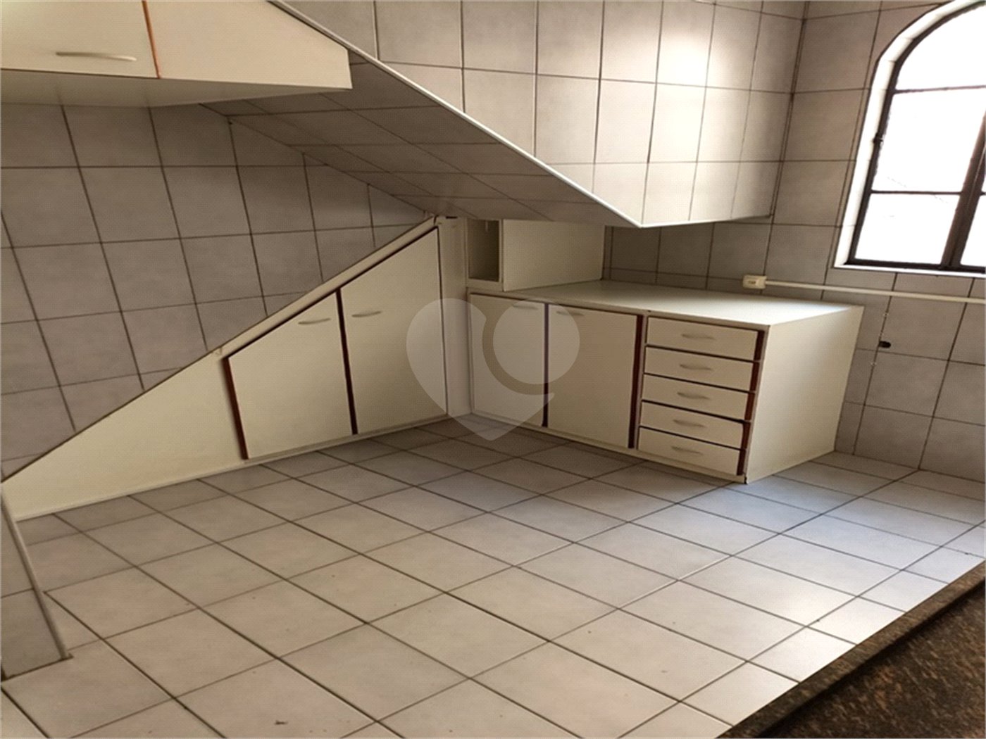 Sobrado à venda com 4 quartos, sendo 1 suíte, em Vila Nova Mazzei, São Paulo, SP
