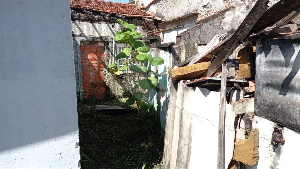 Terreno à venda com 8 quartos, sendo 2 suítes, em Santana, São Paulo, SP