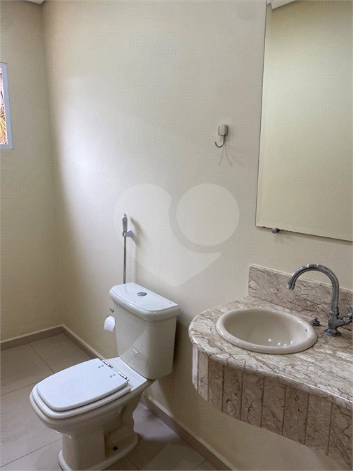 Casa para alugar com 3 quartos, sendo 1 suíte, no condomínio Reserva da Mata, Vinhedo - SP