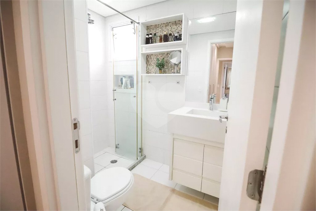 Apartamento à venda com 3 quartos, sendo 1 suíte,  em Vila Dom Pedro II, São Paulo, SP