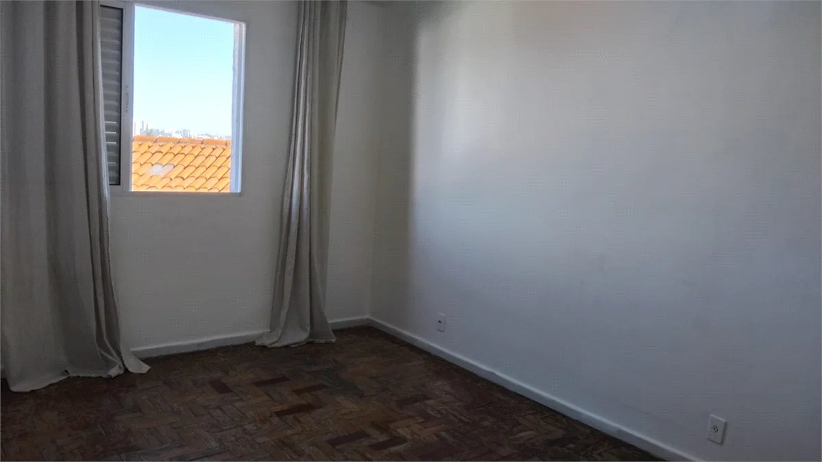 Sobrado à venda com 3 quartos, sendo 1 suíte,  em Jardim Bonfiglioli, São Paulo, SP
